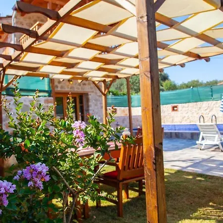 וילה Villa Isabet קס